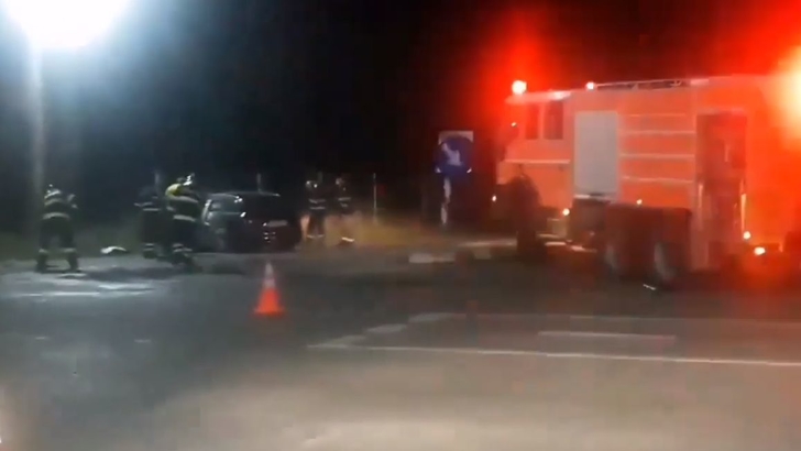 Două familii au ajuns la spital în urma unui accident crunt - VIDEO